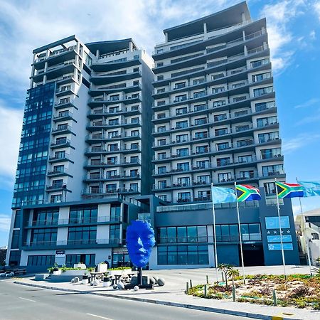Blaauwberg Beach Hotel Bloubergstrand Bagian luar foto