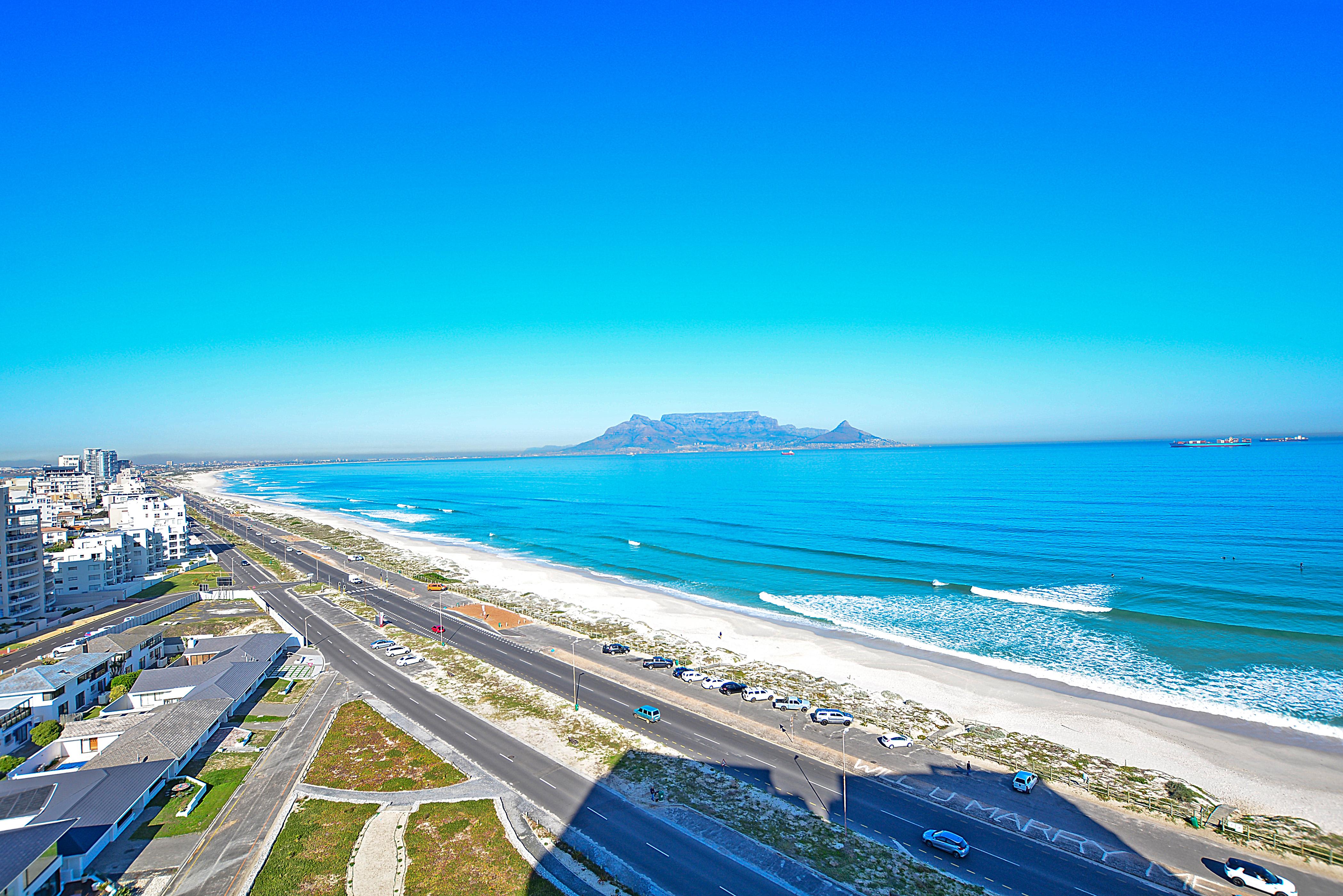 Blaauwberg Beach Hotel Bloubergstrand Bagian luar foto